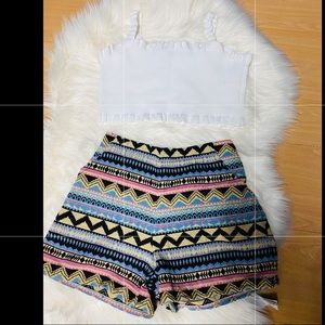 😍Tribal Print night waisted shorts